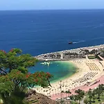 Perla De Amadores